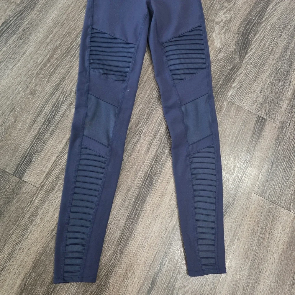 Alo Yoga Navy Blue High-Waist Moto Leggings Mesh Quilted Panels Yoga Pants